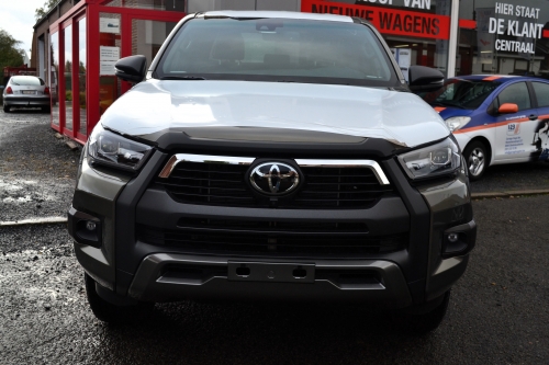 TOYOTA HILUX 2.8 A/T